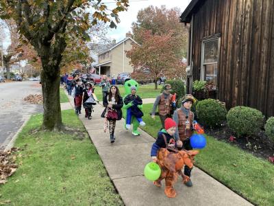 2023 Leetsdale Halloween Parade